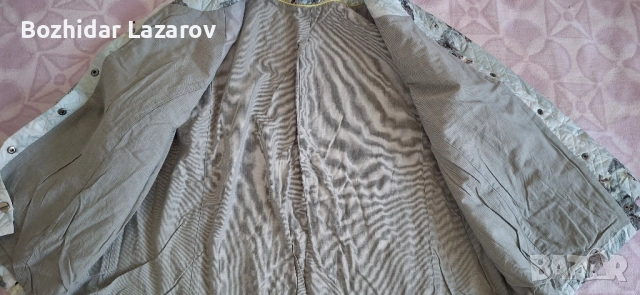Дамско олекотено яке в безупречно състояние!, снимка 2 - Якета - 51536755