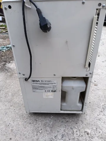 Абсорбираща машина против строителна влага Desa DH 721, снимка 2 - Други машини и части - 50352748