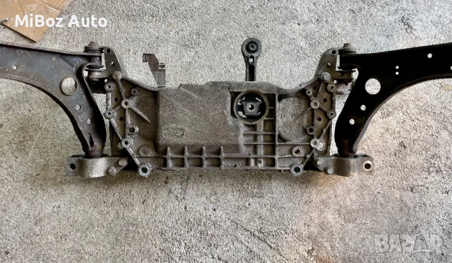 Преден мост Фолксваген Голф 5 VW Golf, снимка 2 - Части - 50542415