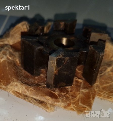 Високооборотна канална дърводелска фреза, снимка 2 - Други машини и части - 41800774