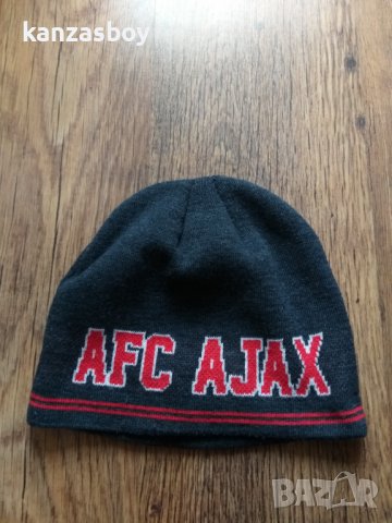 ajax amsterdam - страхотна мъжка шапка КАТО НОВА, снимка 2 - Шапки - 39329748