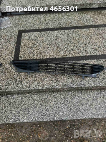 Средна решетка на предна броня на Пежо Pejo 307 само за 20лв. 9634014477