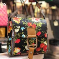 Страхотна дамска чанта в модерен дизайн налична в 16 цвята, снимка 15 - Чанти - 44367743