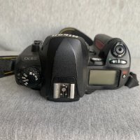 фотоапарат Nikon D100 тяло , снимка 5 - Фотоапарати - 44215733