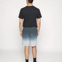 Оригинални къси панталонки Nike, снимка 4 - Спортни дрехи, екипи - 42475559