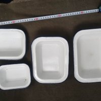 Продавам малки правоъгълни емайлирани чиниики , снимка 3 - Прибори за хранене, готвене и сервиране - 41827664