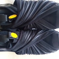 дамски обувки Vibram Fivefingers, снимка 6 - Маратонки - 41575926