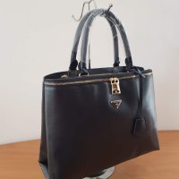 Луксозна Черна чанта/реплика  Prada код L243, снимка 2 - Чанти - 35689647