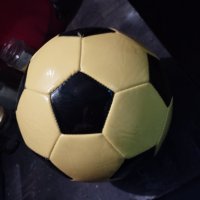 Футболна топка Нова., снимка 2 - Футбол - 41703890