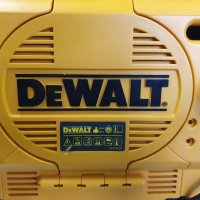 Строително радио DeWALT DC011-GB/QW В отлично техническо и визуално състояние., снимка 12 - Радиокасетофони, транзистори - 42460052