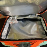 Adidas • Lunch Bag , снимка 3 - Спортна екипировка - 40913625