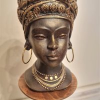 Красива африканка, нова., снимка 1 - Статуетки - 40443258
