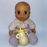 Бебе Hasbro, снимка 1 - Кукли - 39469926
