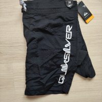 Мъжки къси панталони Quiksilver размер 34 , 38, снимка 1 - Къси панталони - 40446001