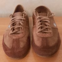 Lacoste-Много Запазени, снимка 1 - Спортни обувки - 41822370