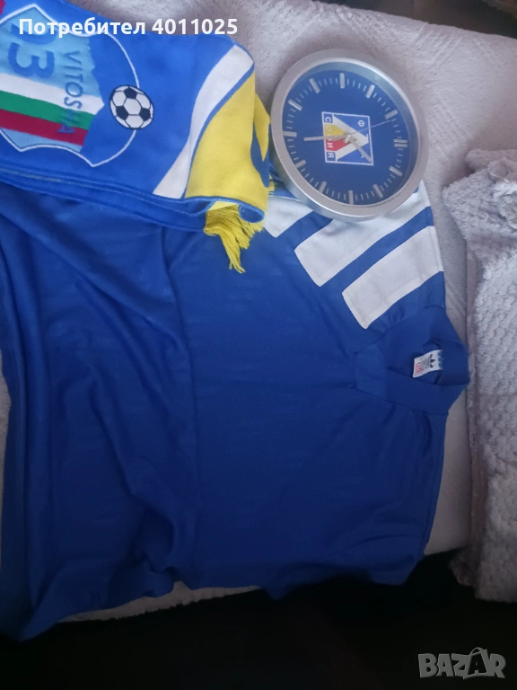 Лот Ретро тениска екип и др. на Левски, снимка 1