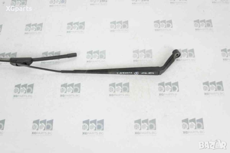 Дясно рамо чистачка за Toyota Avensis T25 (2003-2008), снимка 1