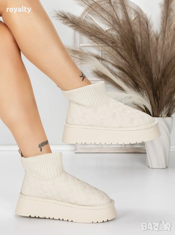 Равни боти - бежови Miu Miu , снимка 1