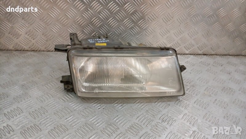Десен фар Opel Vectra A 1990г.	, снимка 1