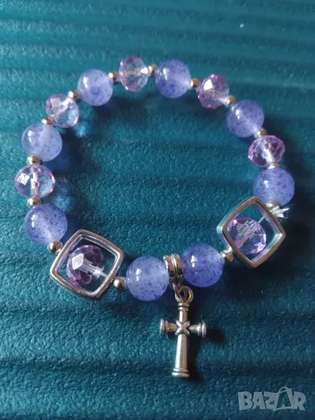 НОВА гривна полускъпоценни камъни и кръстче, снимка 1