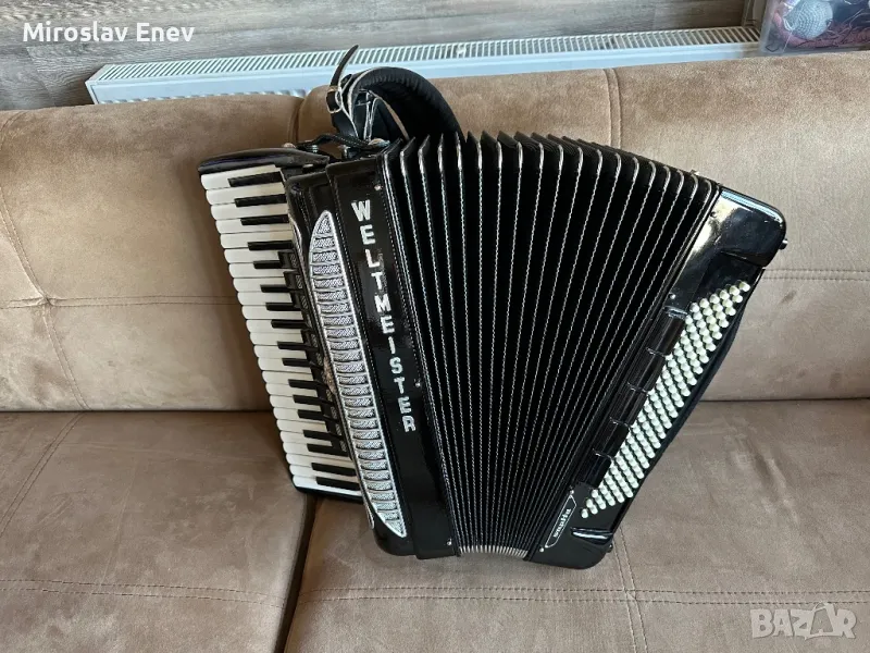 Продавам акордеон Велтмайстер Супита , снимка 1