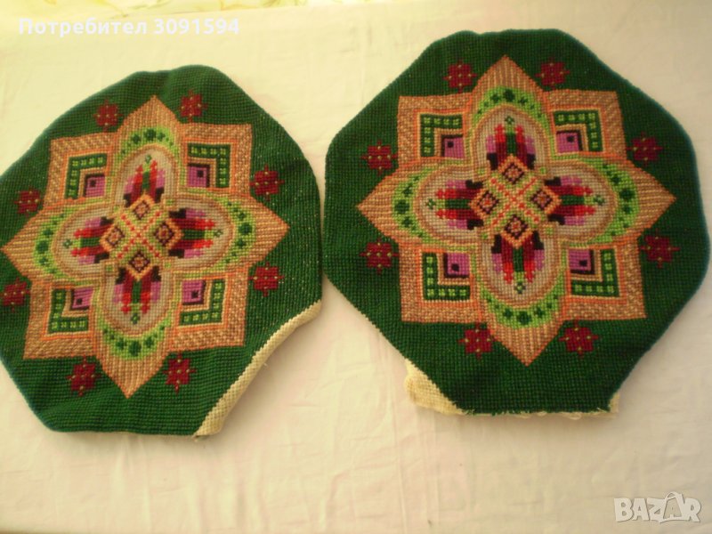  Две стари ръчно бродирани  възглавници многоцветна бродерия, снимка 1