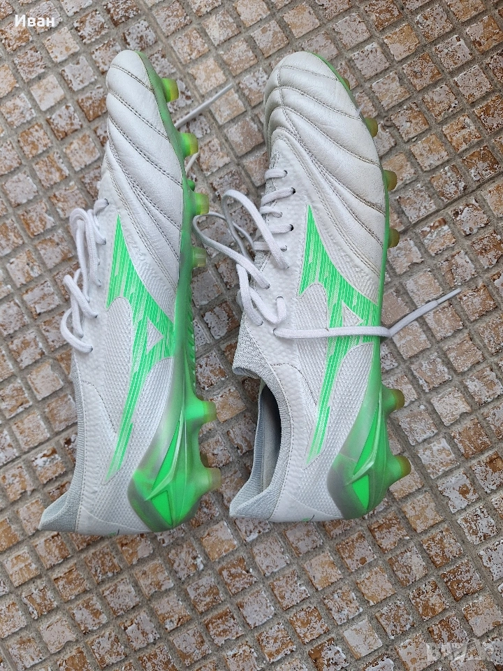 бутонки футболни обувки Mizuno, снимка 1