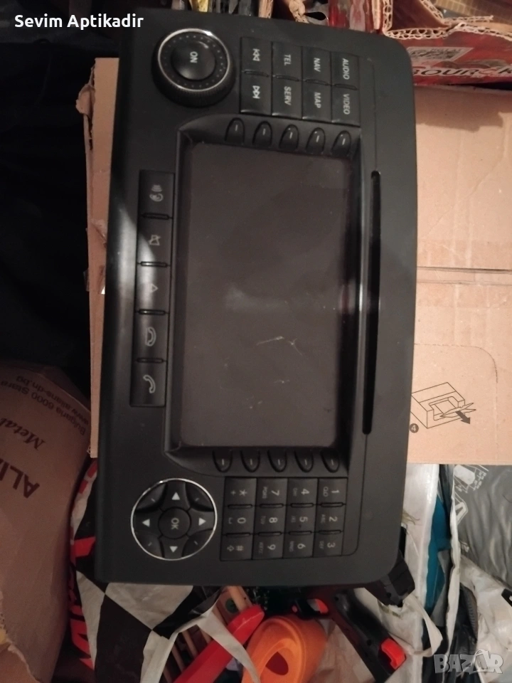 Оргинално радио за Мерцедес ML W164, снимка 1