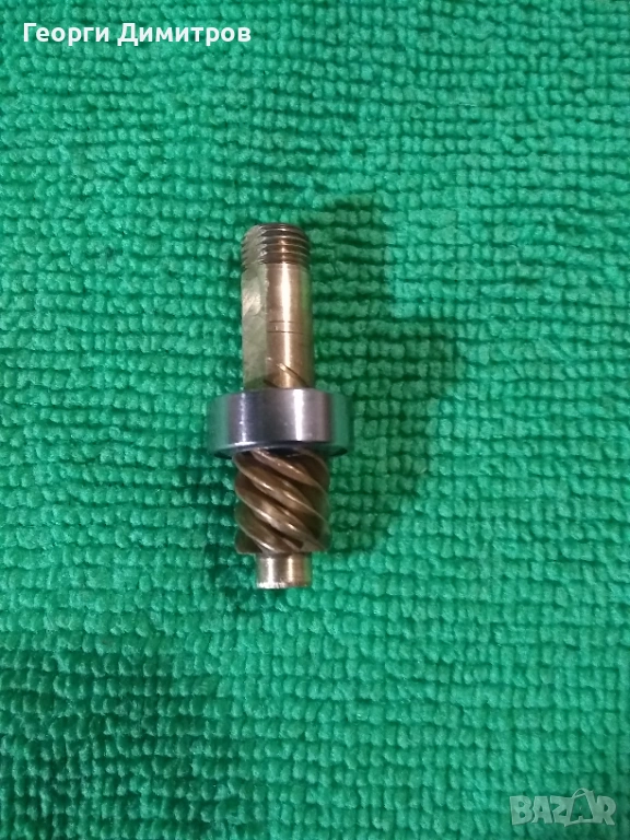 Пиньон и лагер Shimano за макари, снимка 1