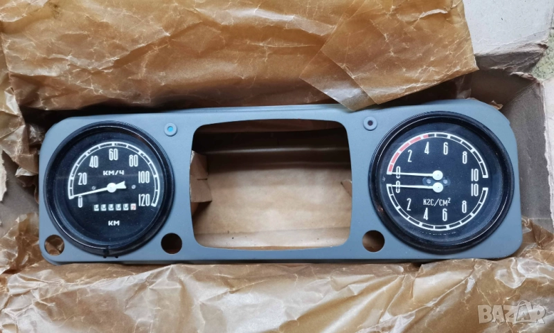 Арматурна табло за Зил 130, снимка 1