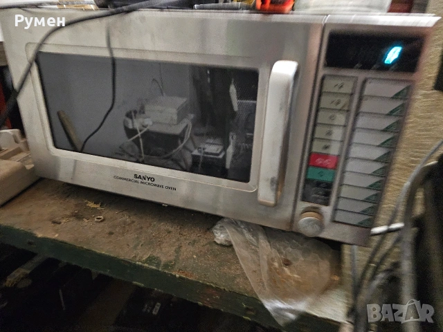 професионална микровълнова печка SANYO