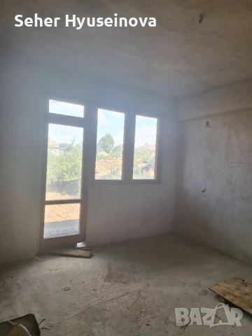 Продавам многофамилна къща в гр.Попово, снимка 16 - Къщи - 50596038