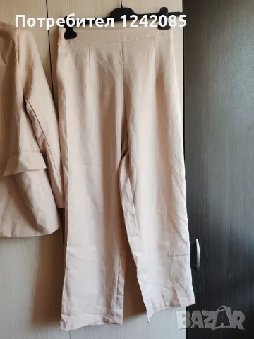 Дамски костюм, размер M/L, снимка 3 - Костюми - 55970363