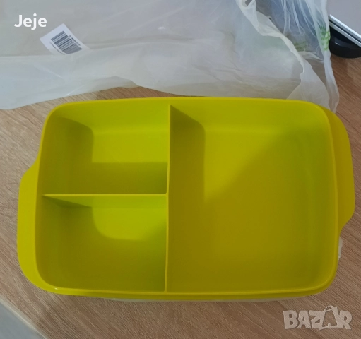 Нова кутия за храна Tupperware , снимка 4 - Кутии за храна - 52158560