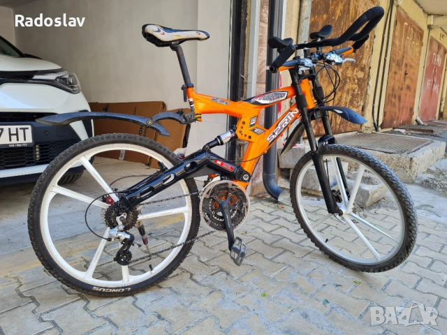 Изцяло модифициран Sprint Stealth с двойно окачване