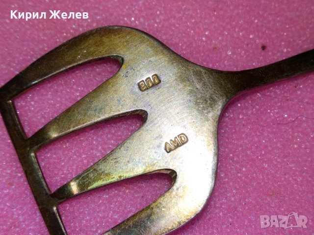 AMD СТАРА РЯДКА КОЛЕКЦИОНЕРСКА ФИГУРАЛНА СРЕБЪРНА ВИЛИЧКА Тип ГРЕБЛО СРЕБРО 800 ПРОБА с ПАТИНА 42979, снимка 7 - Колекции - 44373401
