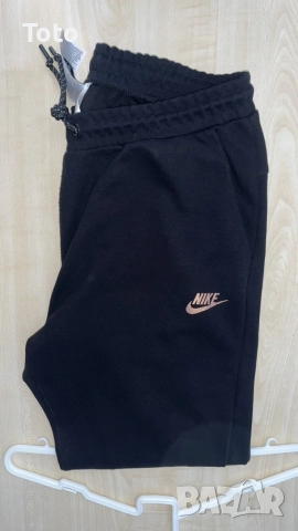 Оригинално долнище Nike Tech Fleece "Life of Syn", снимка 3 - Спортни дрехи, екипи - 55626200