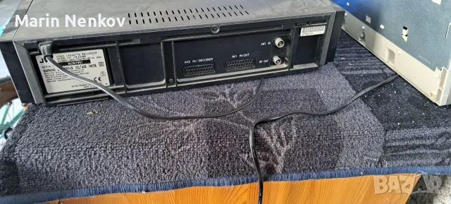 Продавам видеа Jvc и Philips с дистанционни, снимка 3 - Плейъри, домашно кино, прожектори - 56039598