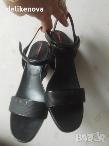 PRADA. Original. Size 39 Кожени сандали, снимка 5 - Сандали - 36259678
