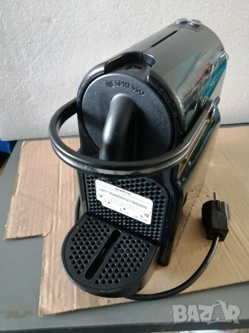 Кафемашина за капсули Nespresso