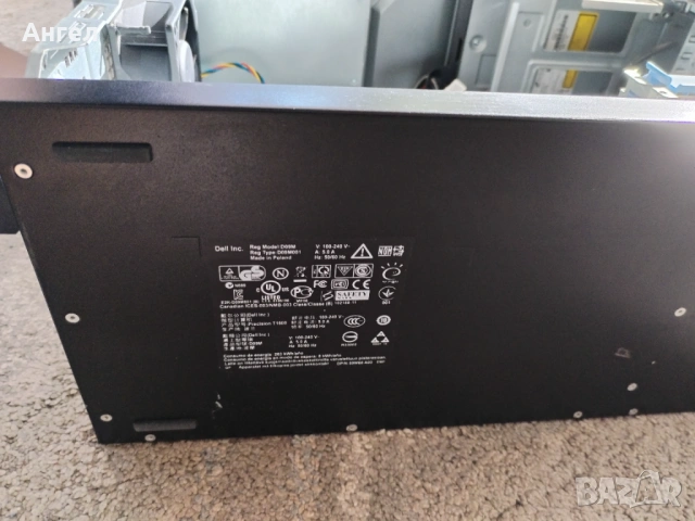 Компютър DELL Precision T1600, снимка 4 - Работни компютри - 42496917