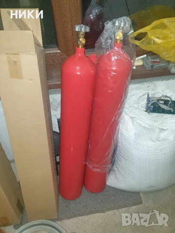 продавам бутилки за технически газове