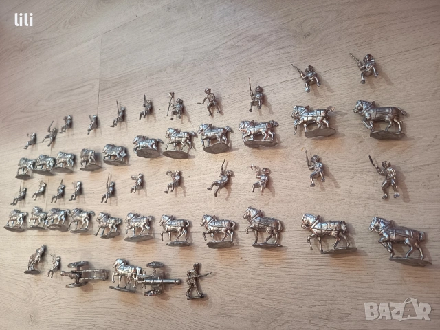 50 бр оловни фигурки оръдия каруци коне войници , снимка 3 - Други - 53446558