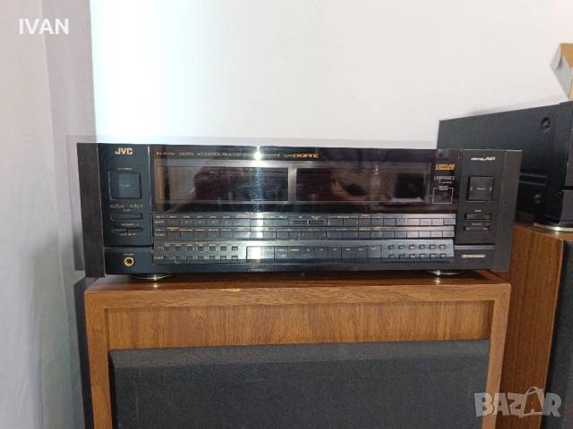продавам усилвател-jvc-rx-1001bk