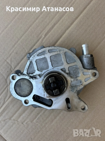 03L145100. Вакуум помпа за Vw Туран 1.6 TDI. 105кс. 2010-2015г. , снимка 3 - Части - 55957302