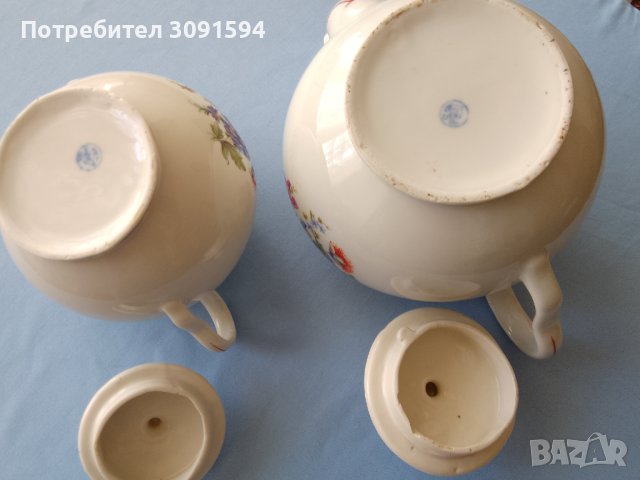  Стар Порцеланов чайник и захарница за чай , снимка 2 - Антикварни и старинни предмети - 41417845