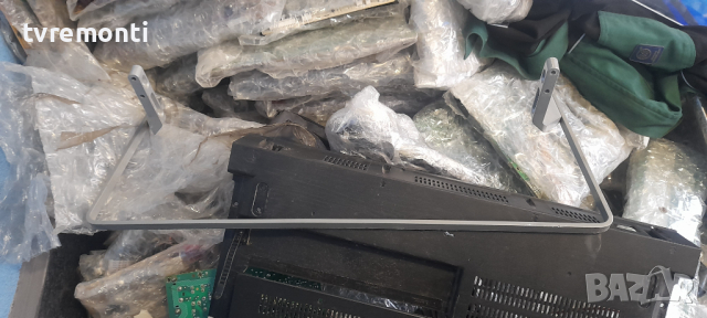 оригинална стойка за телевизор Strong модел SRT40FZ4003N, снимка 2 - Стойки, 3D очила, аксесоари - 36219934