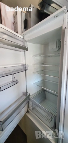 Чекмеджета , кутии, стъклени полици от хладилник за вграждане AEG, снимка 6 - Хладилници - 53763965