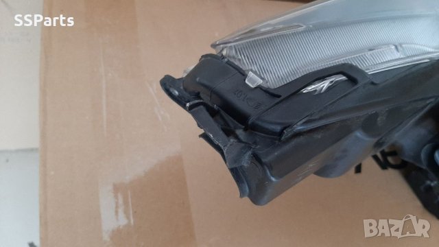 Toyota Yaris IV Foll LED - ляв фар, снимка 7 - Части - 41242144