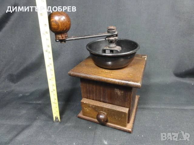 СТАРА РЕТРО ДЪРВЕНА МЕЛНИЦА ЗА КАФЕ РЪЧНА КАФЕМЕЛАЧКА, снимка 7 - Декорация за дома - 53614863